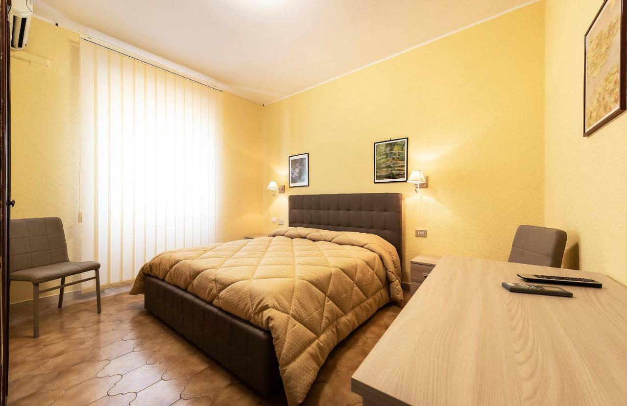 Hotel Aurelia Tarquinia Bagian luar foto