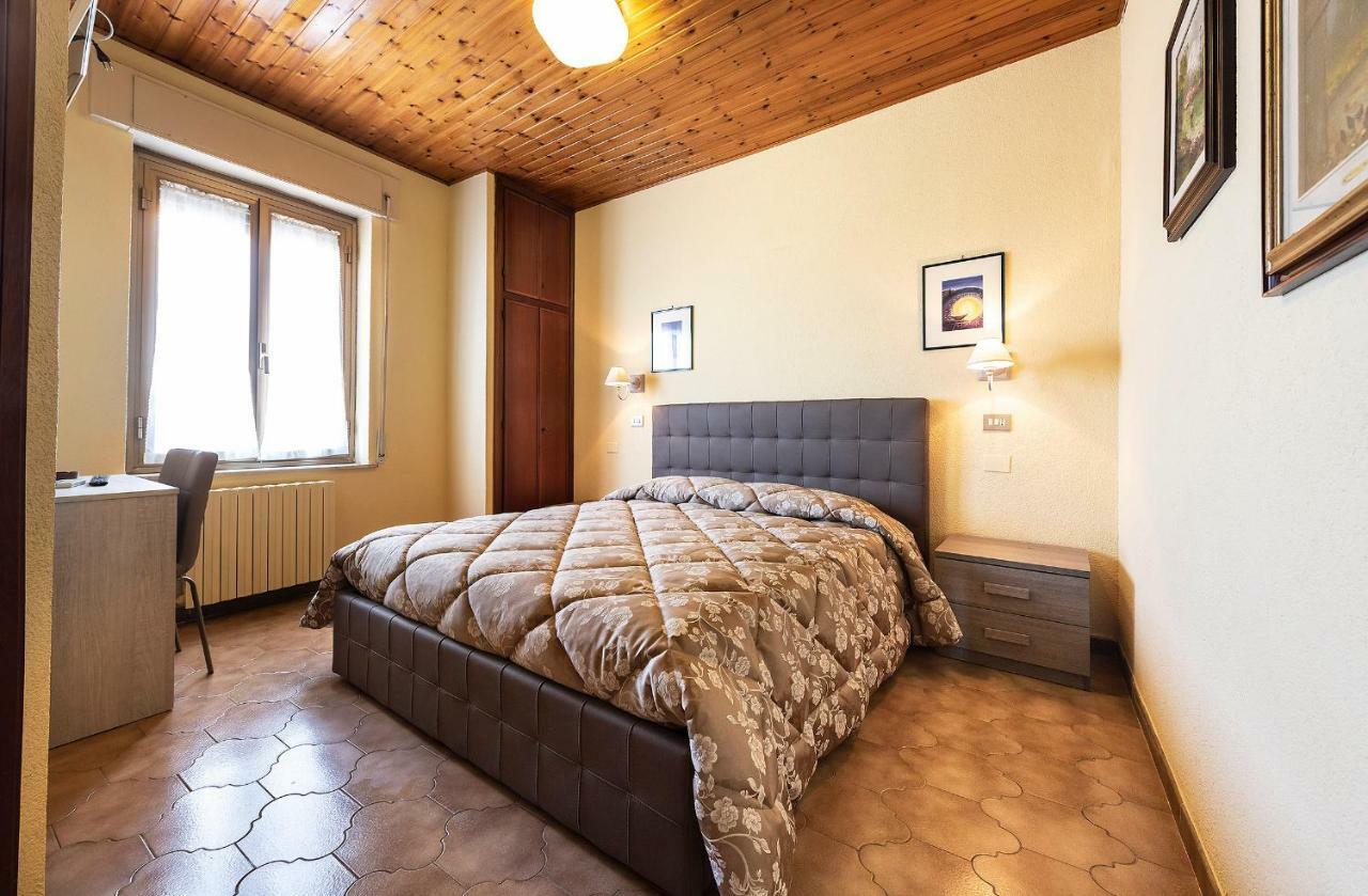 Hotel Aurelia Tarquinia Bagian luar foto